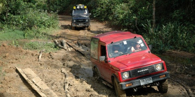 Na severu Tajske se gremo dvo ali tridnevni jeep-trek safari